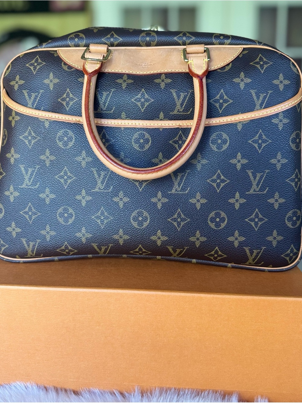 Louis Vuitton Deauville Monogram